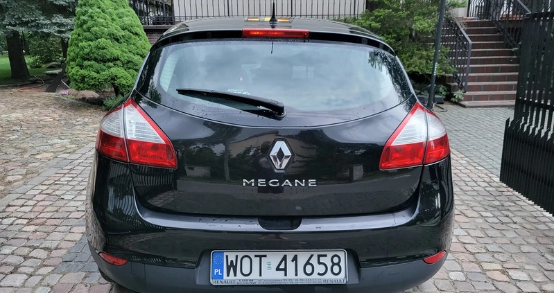 Renault Megane cena 19900 przebieg: 154600, rok produkcji 2011 z Józefów małe 172